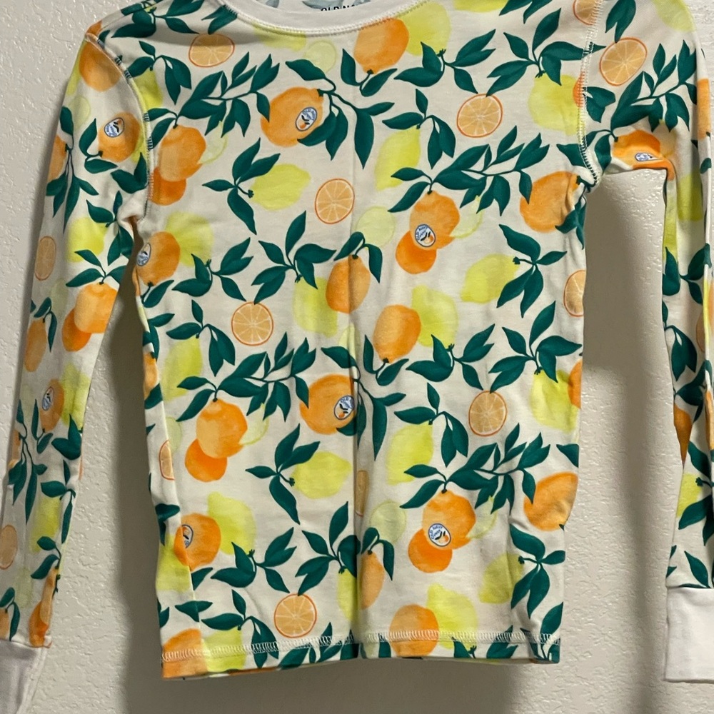 Old Navy Long Sleeve Pajama Set - Oranges & Lemons - Picture 5 of 13